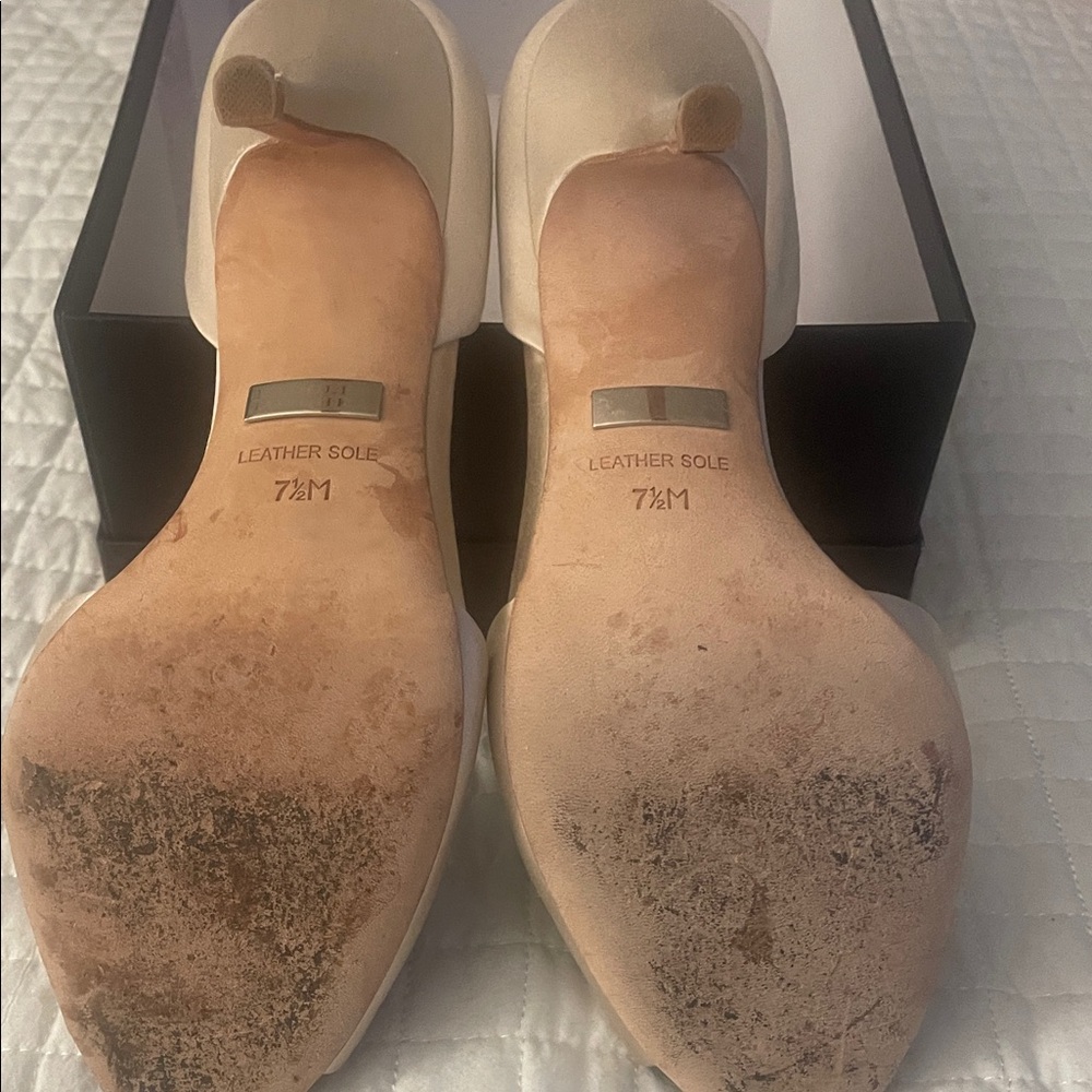Badgley Mischka Elegant Beige Jeweled Heels - Picture 2 of 3